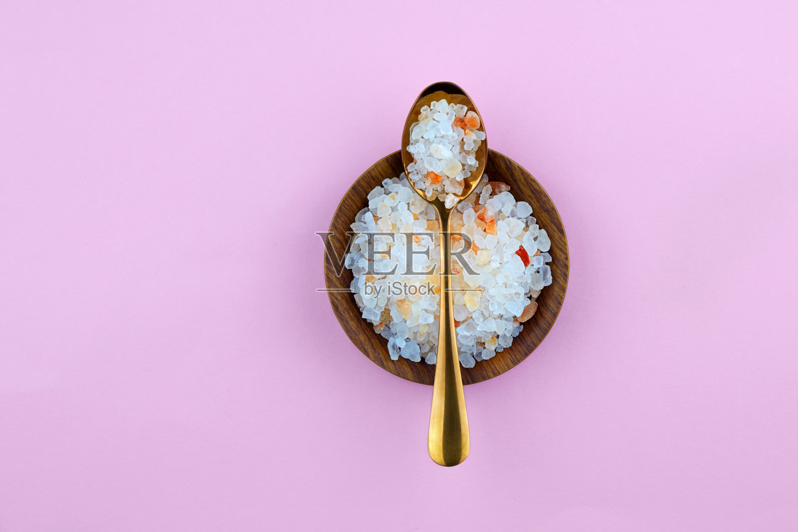 粉红色喜马拉雅盐照片摄影图片