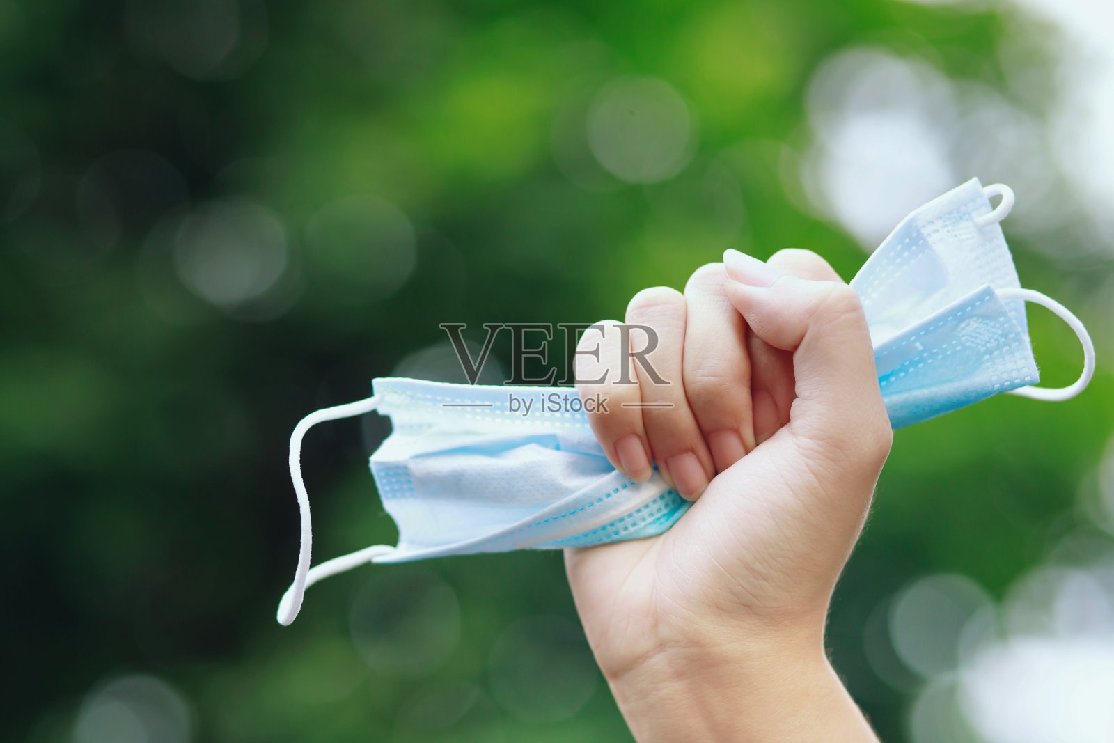 预防COVID - 19的口罩照片摄影图片