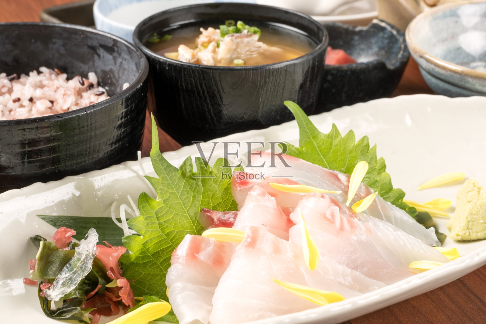 海鲷刺身的特写照片摄影图片