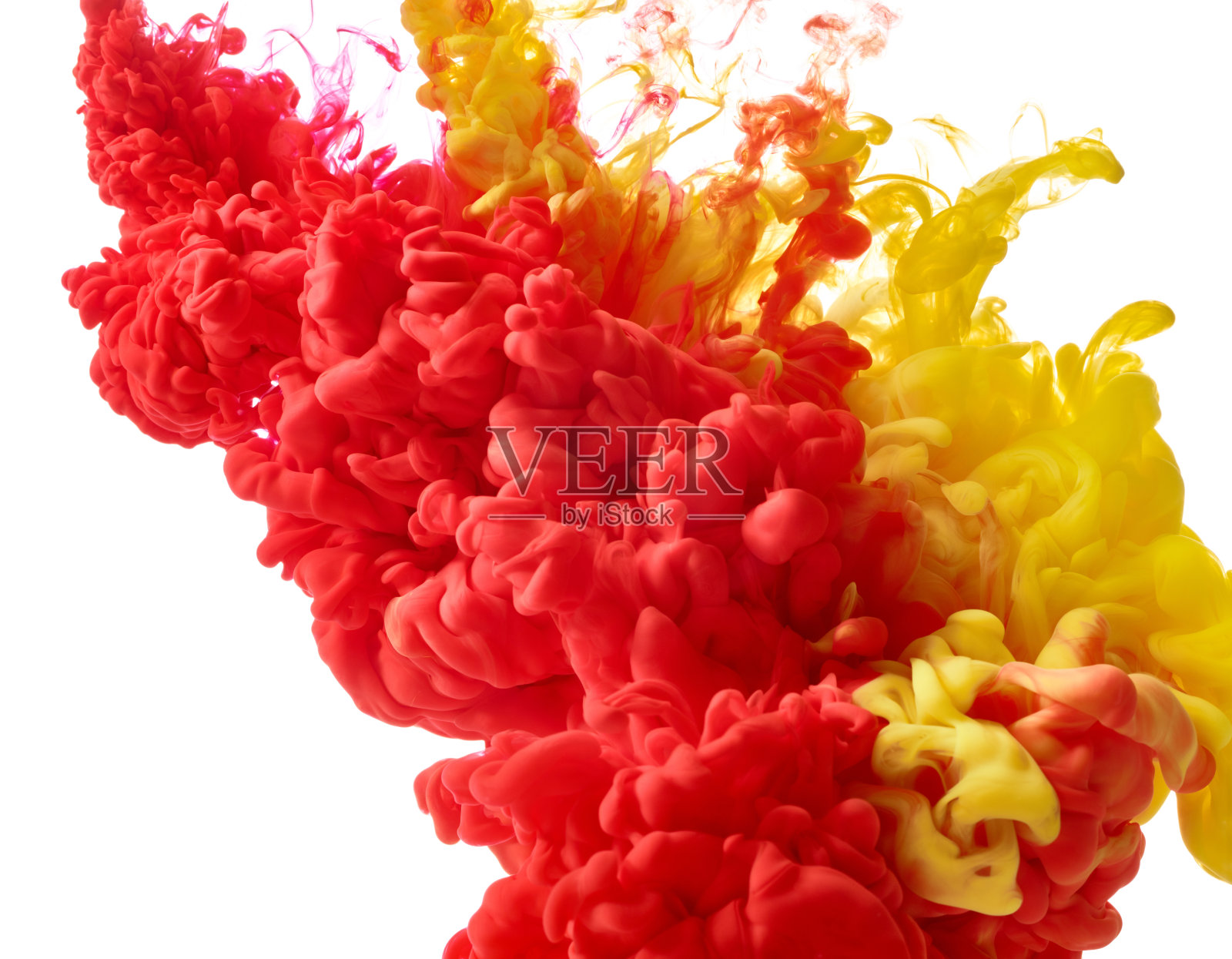 彩色油墨在水中照片摄影图片