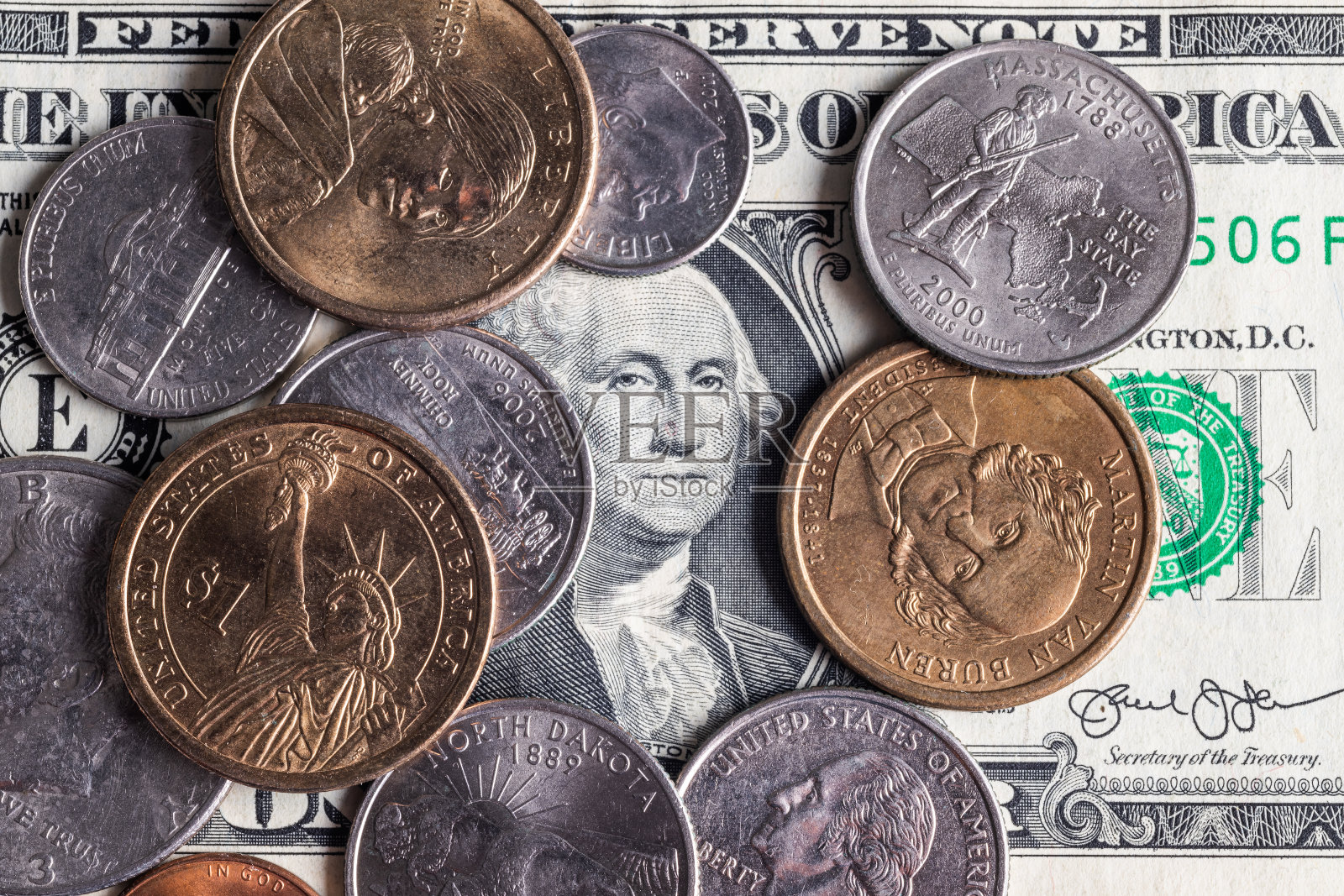 美国硬币和一美元钞票照片摄影图片