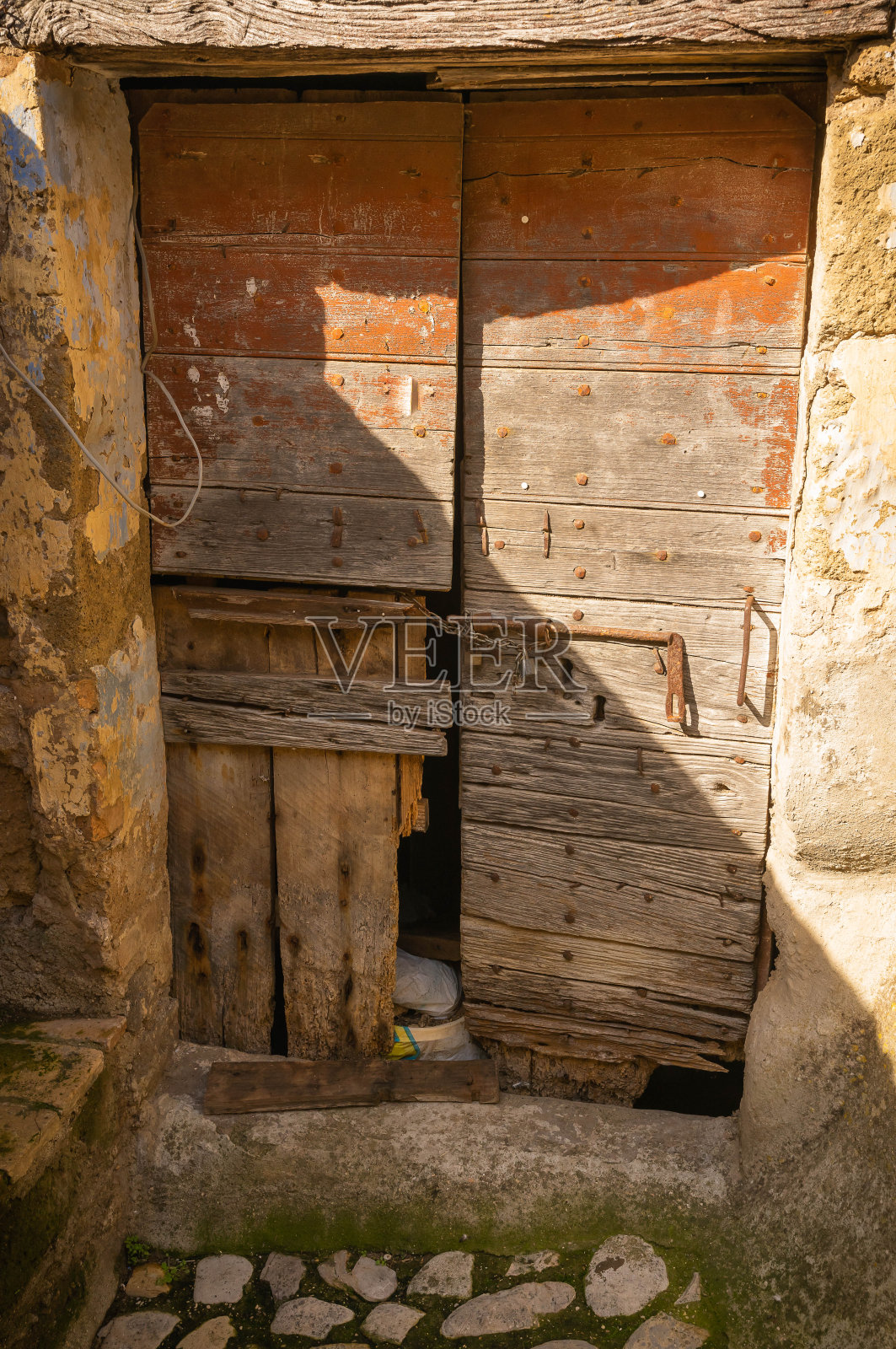 中世纪小镇Calcata Vecchia的城市景观细节，意大利照片摄影图片