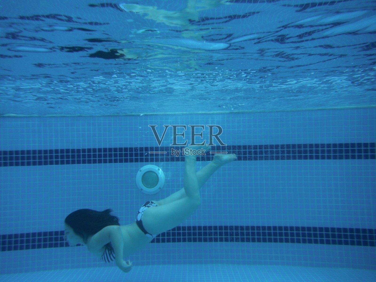 水下女人。照片摄影图片