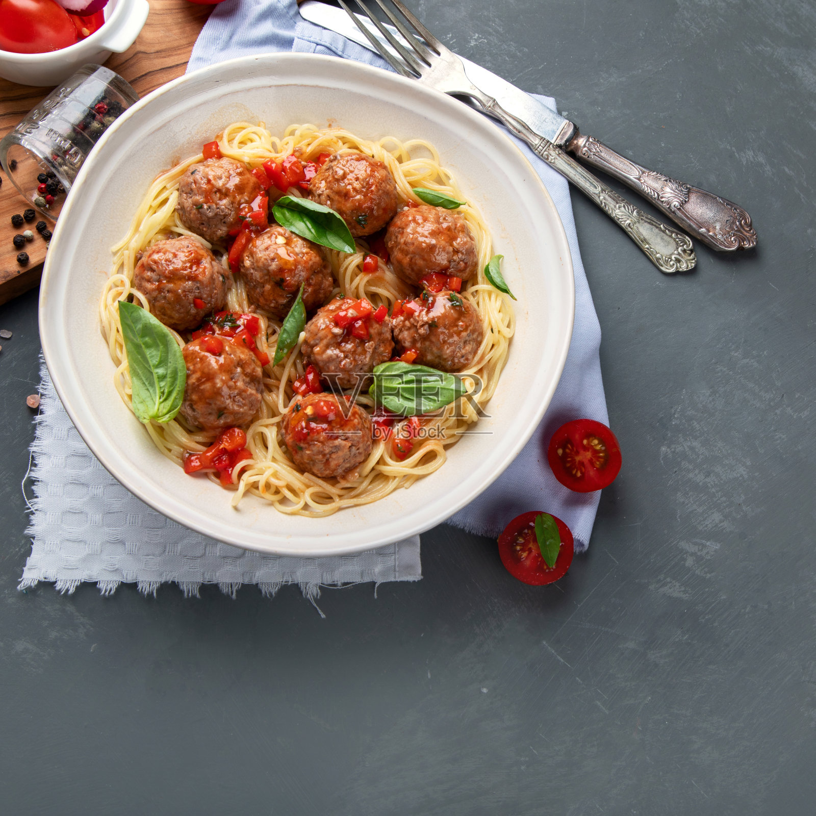 自制肉丸照片摄影图片