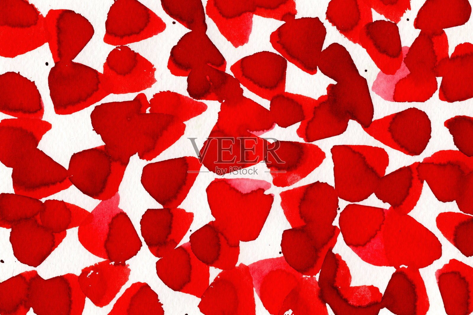 水彩画的红色花瓣在纸上，抽象的背景插画图片素材