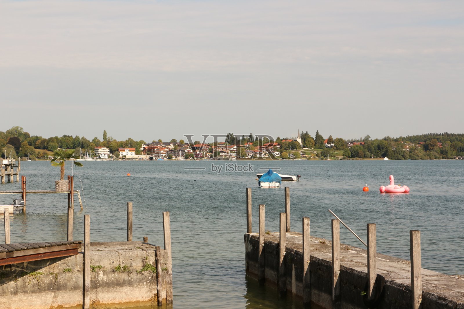 基姆西湖少女的印象照片摄影图片