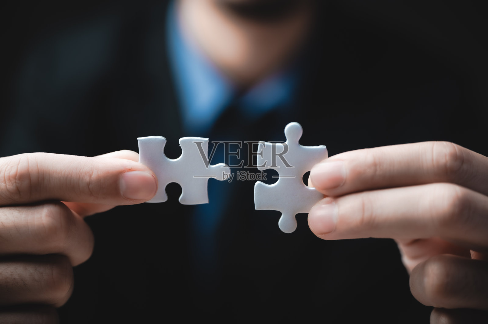 合作伙伴的团队精神，整合的概念和创业的拼图照片摄影图片