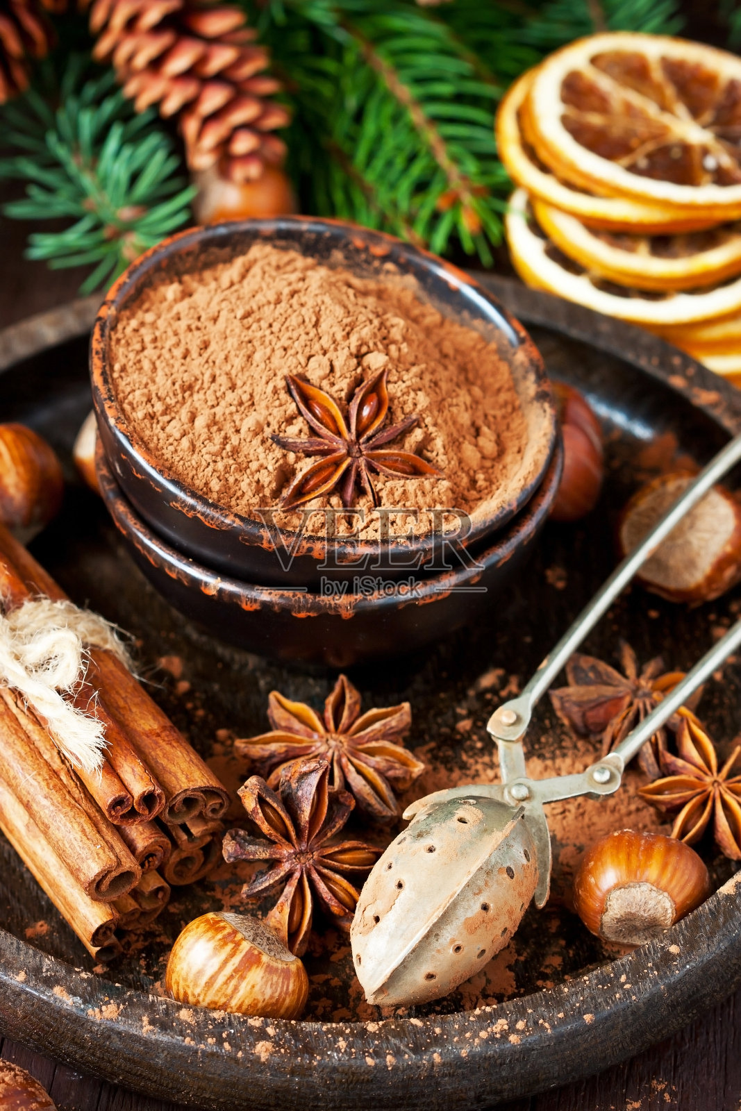 用可可粉制成的古菜照片摄影图片