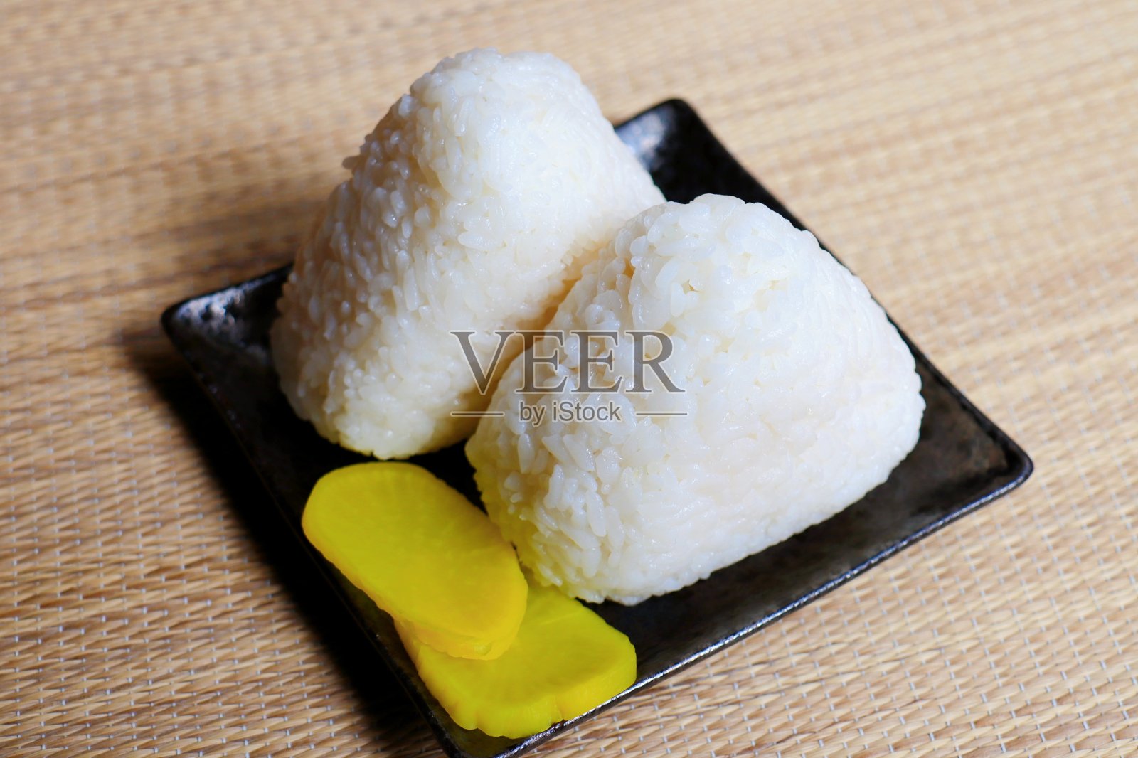 饭团和塔昆照片摄影图片