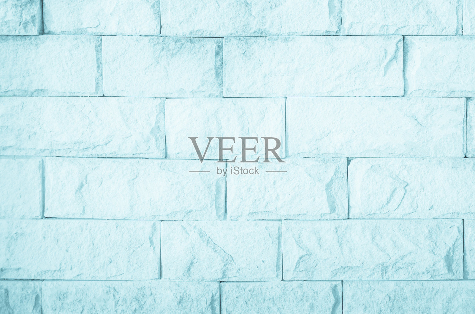 空背景宽蓝色砖墙纹理。平静的白色瓷砖墙面正方形或石材图案无缝，壁纸石灰石抽象卫生间/网格不均匀的内部清洁。浴室和地铁设计背景。照片摄影图片