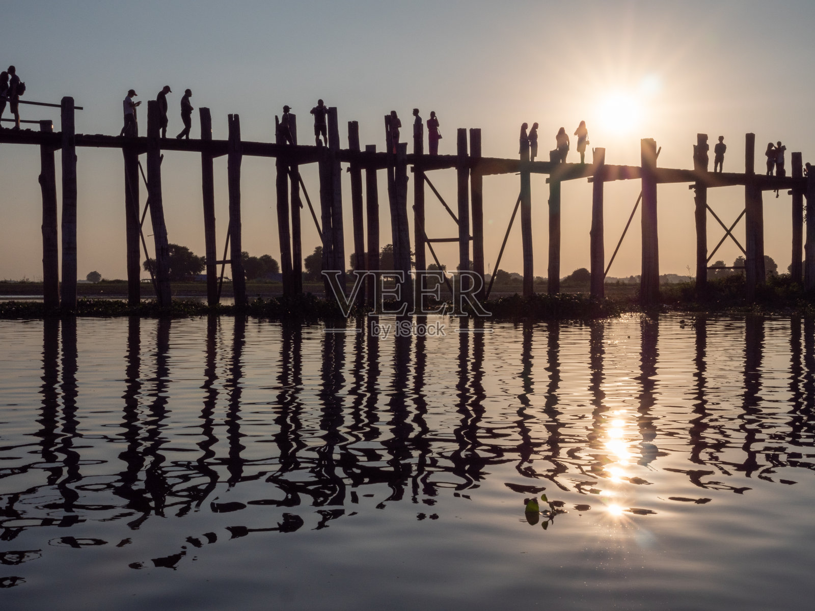你是缅甸的桥梁照片摄影图片