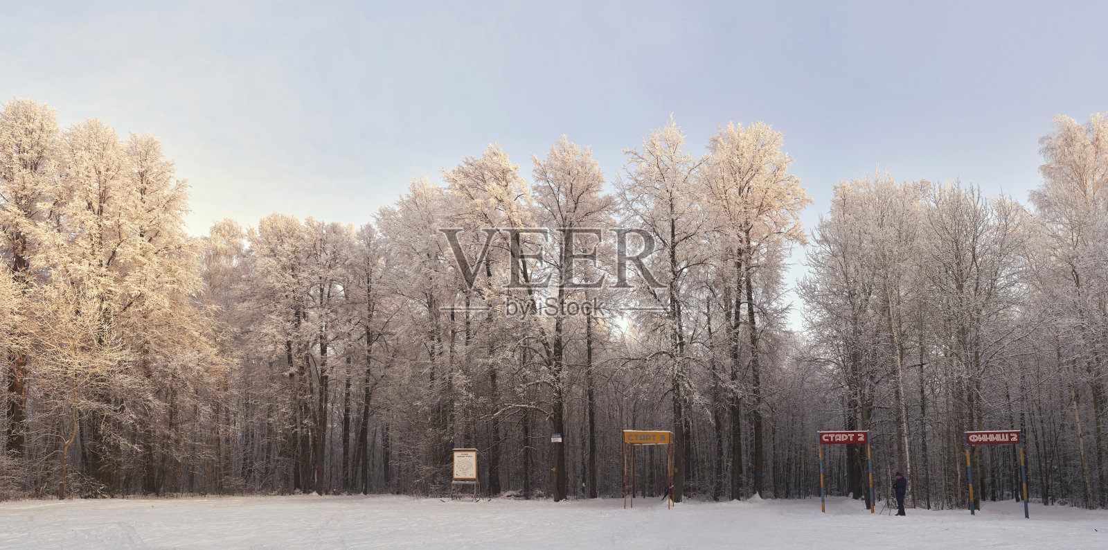 滑雪小屋“雪花”照片摄影图片