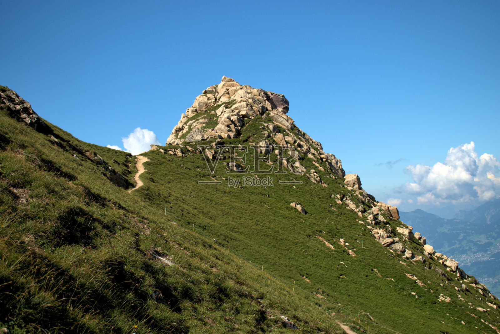 瑞士和它的迷人的山全景在Pizol, 2020年8月7日照片摄影图片