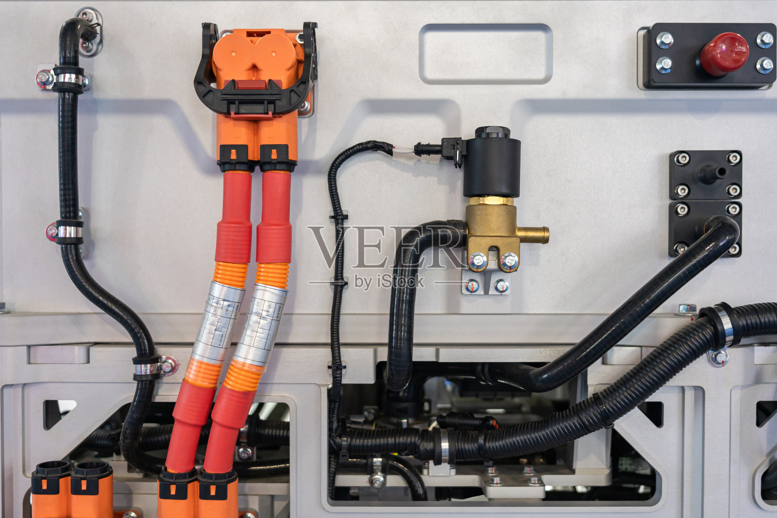 电动汽车发动机和电池组特写照片摄影图片
