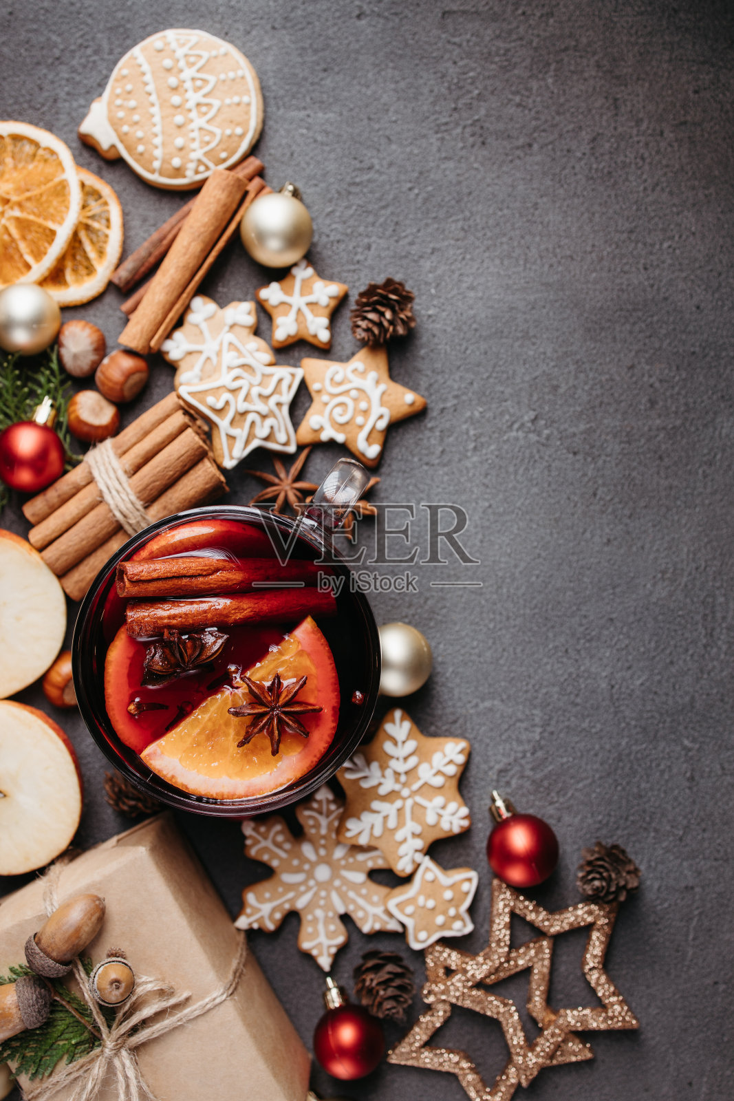 圣诞背景和热红酒照片摄影图片