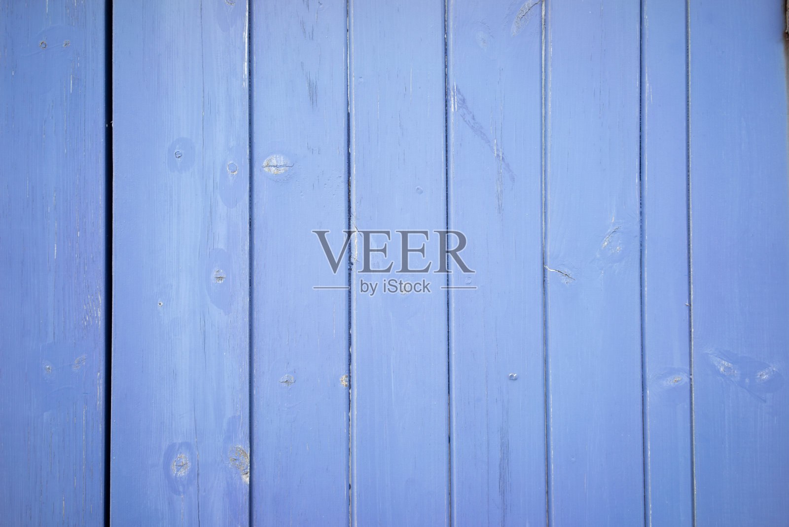 明亮淡紫色的木板纹理。复古海滩木制背景。照片摄影图片