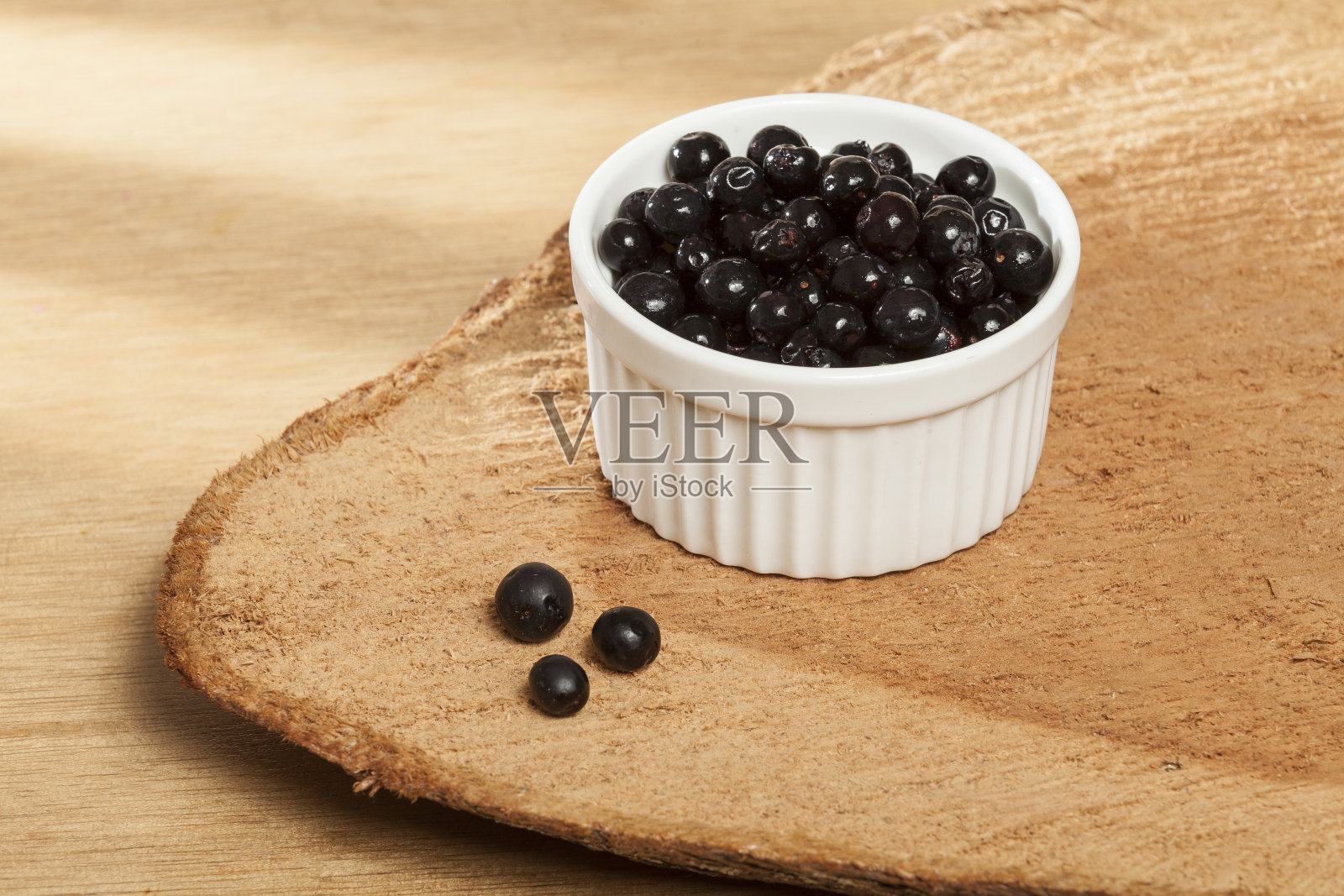 野生蔓越橘;也被称为mortiño, camueza或vichacha。照片摄影图片