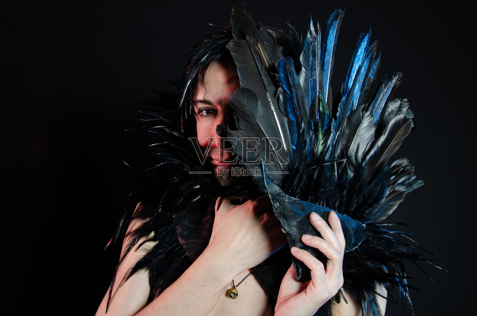 万圣节装扮的男人照片摄影图片