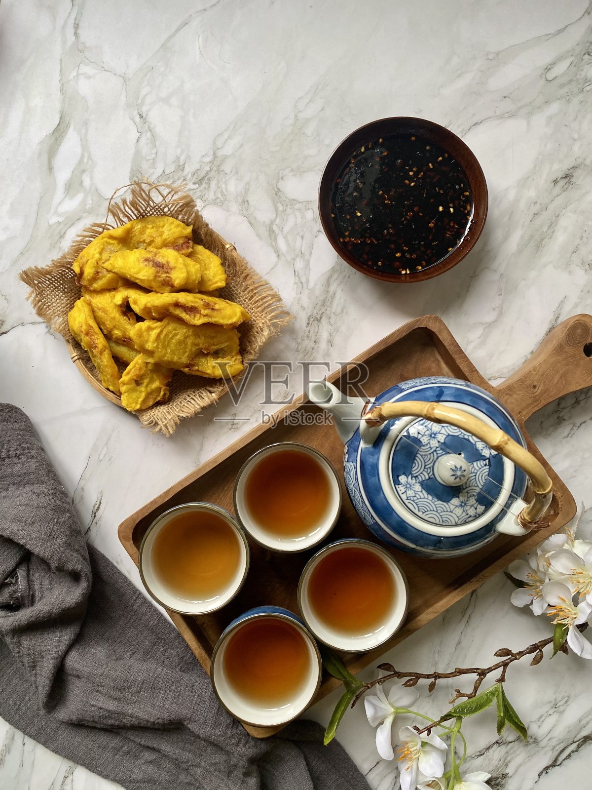 香蕉油煎饼照片摄影图片