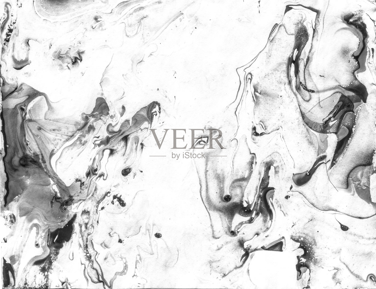 明亮的颜色手绘背景，夏季横幅。采购产品白色液体水彩画喷雾，混合丙烯酸，老水彩。单色艺术水粉画照片摄影图片