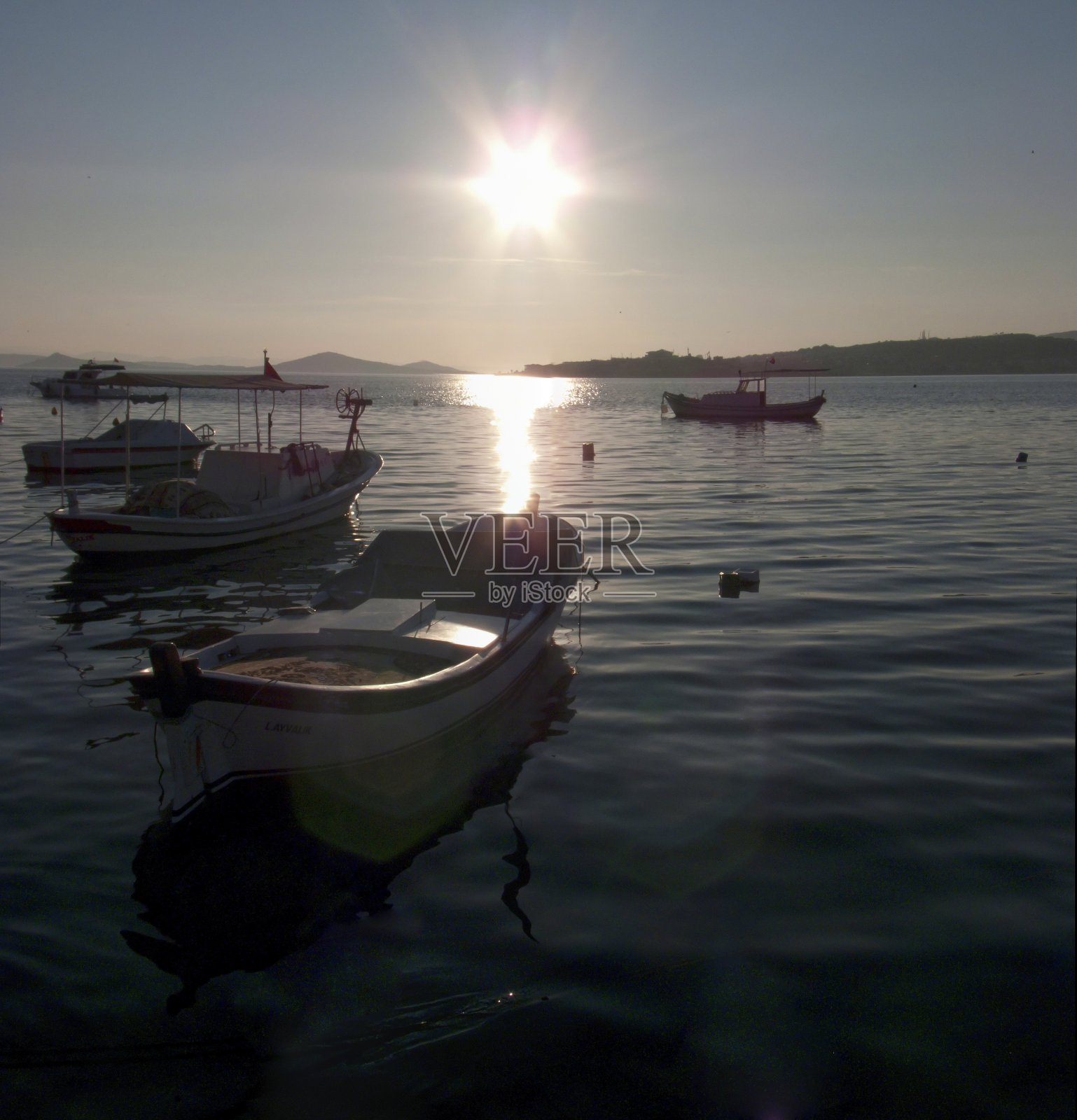 日出和海边照片摄影图片
