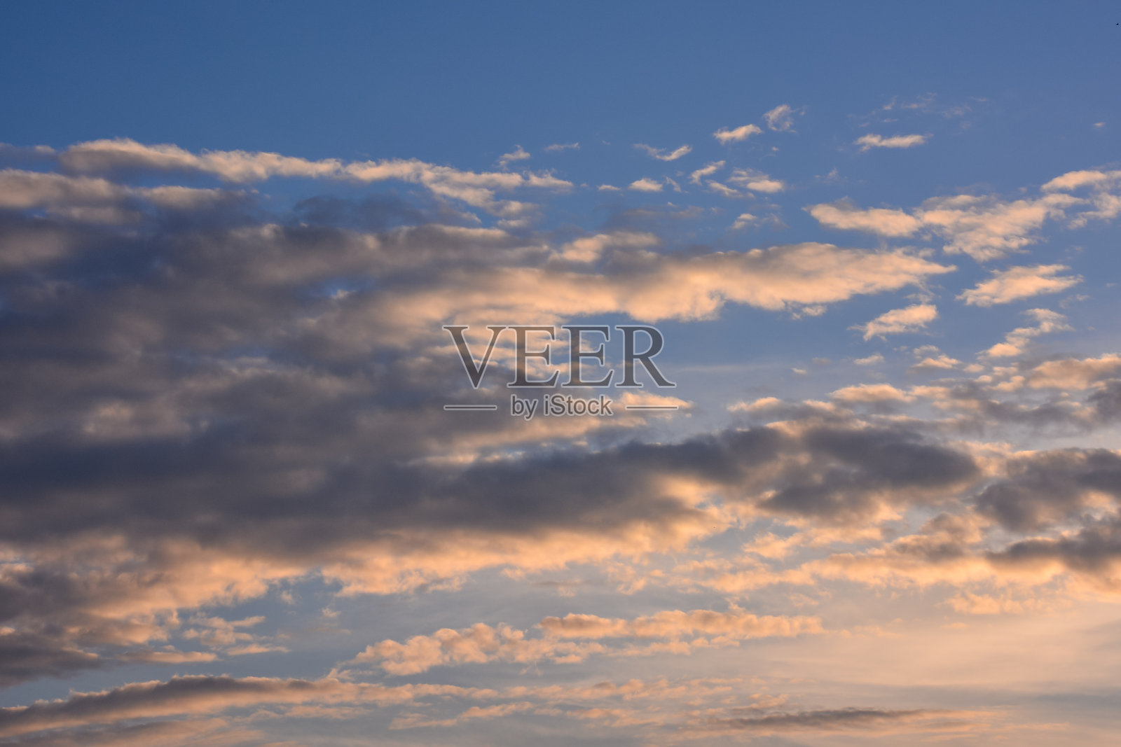 日落时的彩云照片摄影图片