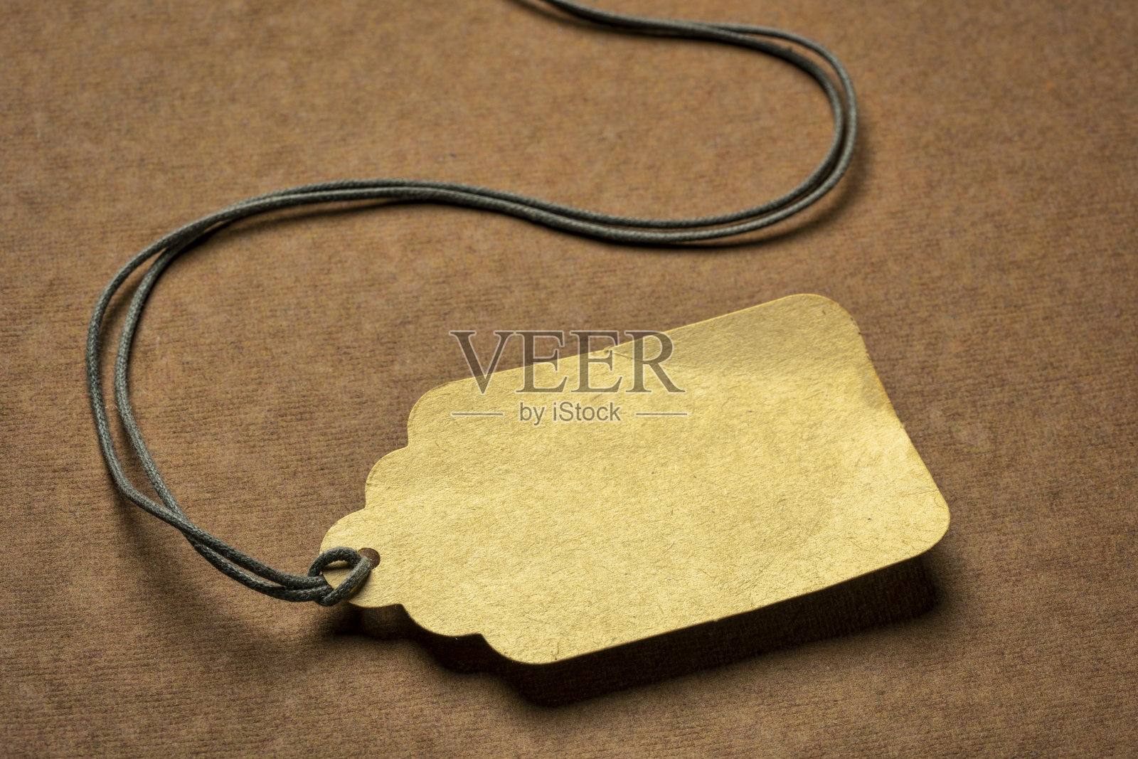 一根细绳的空白纸价格标签照片摄影图片