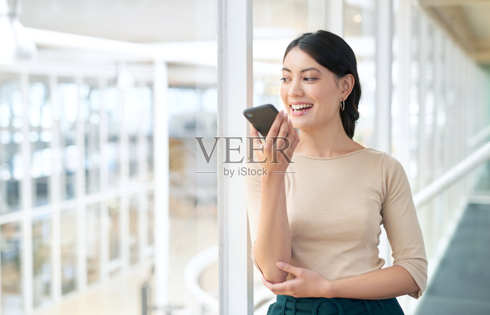 一个成功的企业家相信自己的能力照片摄影图片