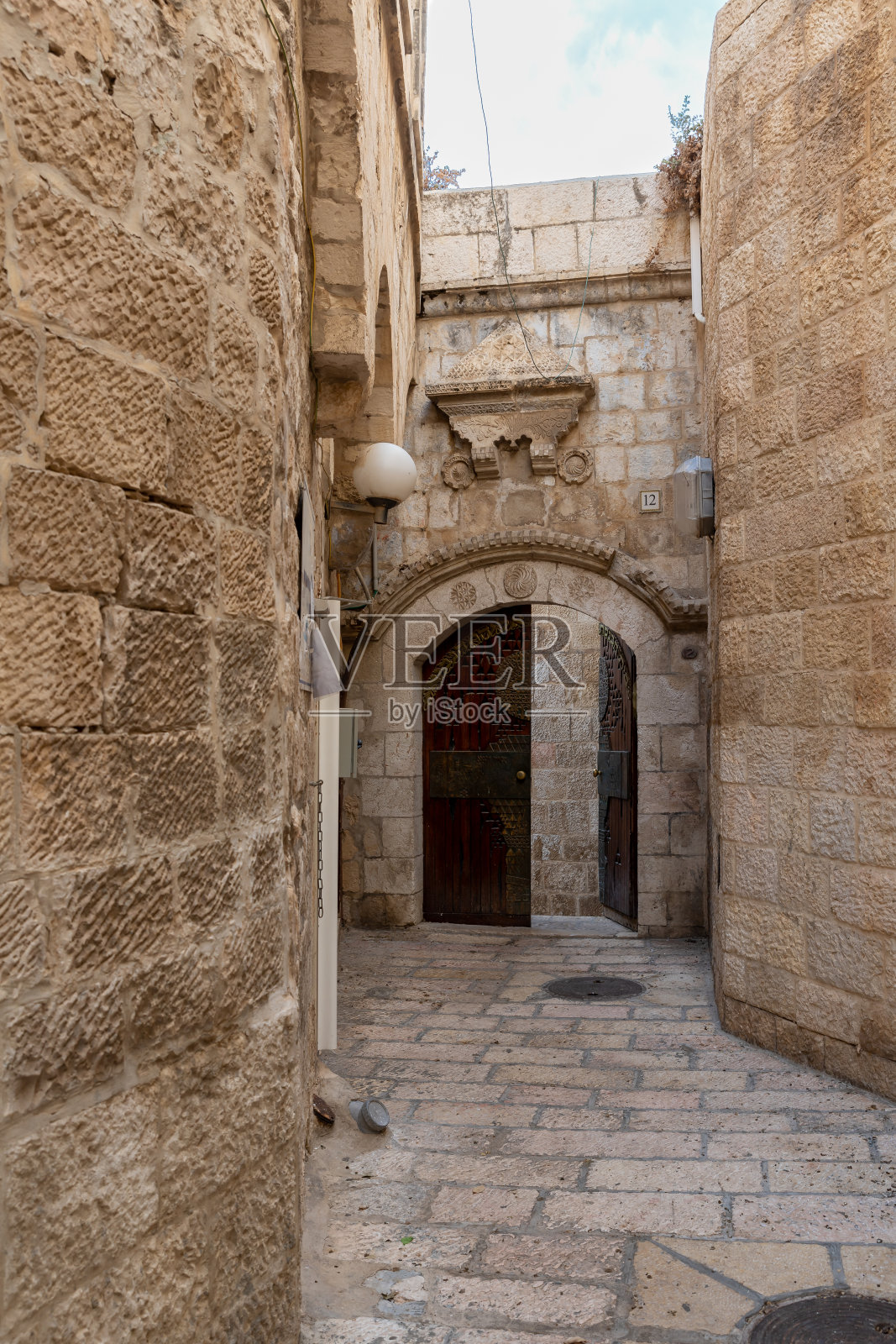 以色列耶路撒冷老城犹太区安静的拜特埃尔街照片摄影图片