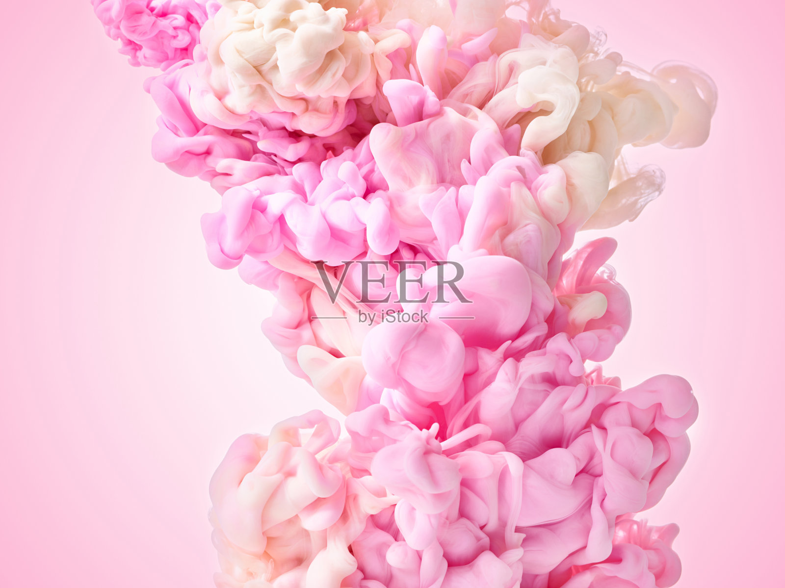 水彩颜料在水中照片摄影图片