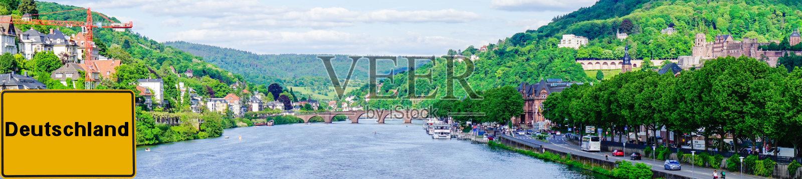 德国海德堡河上的城市标志照片摄影图片