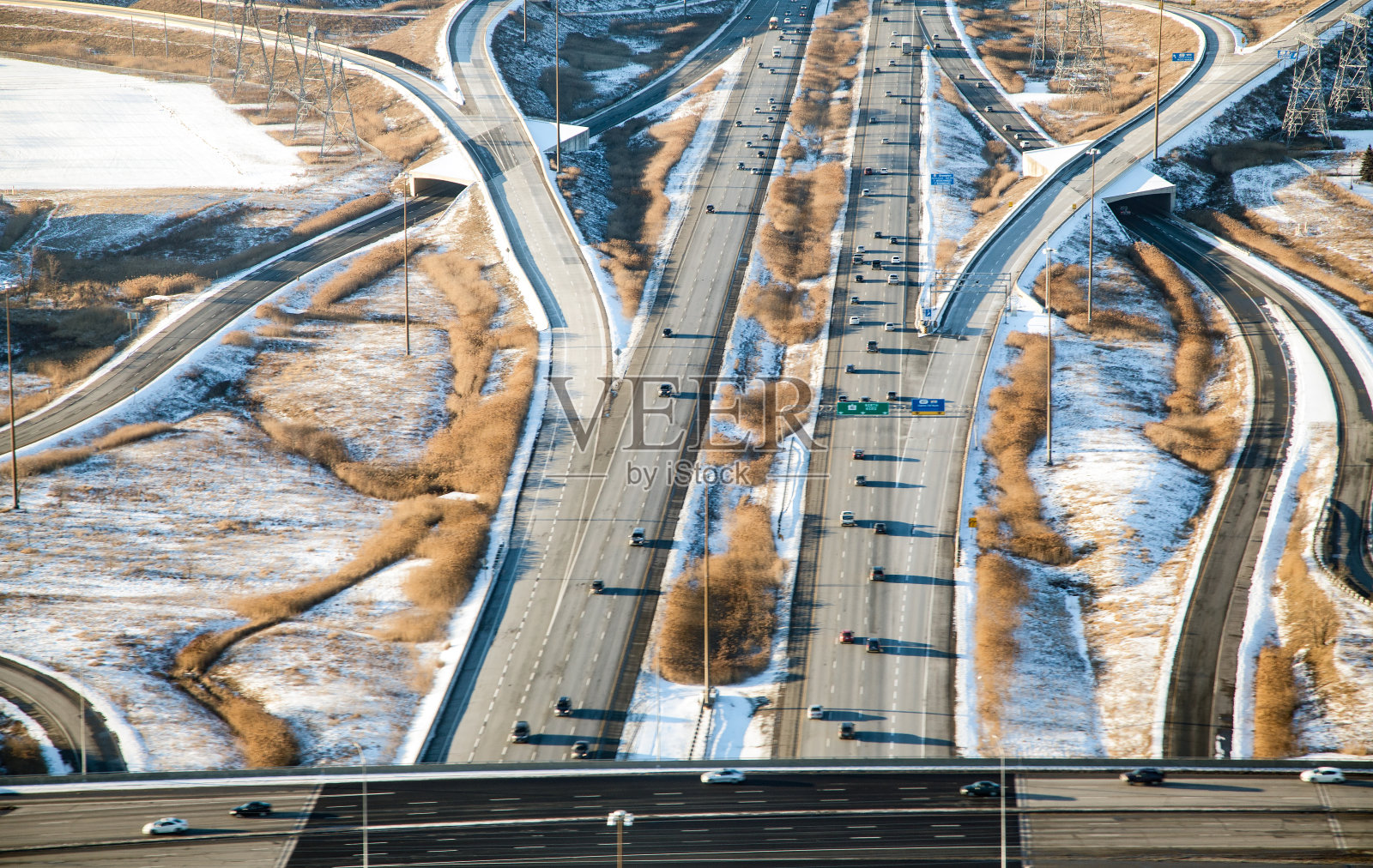 安大略省布兰普顿附近的多伦多国际机场401号公路航拍照片摄影图片