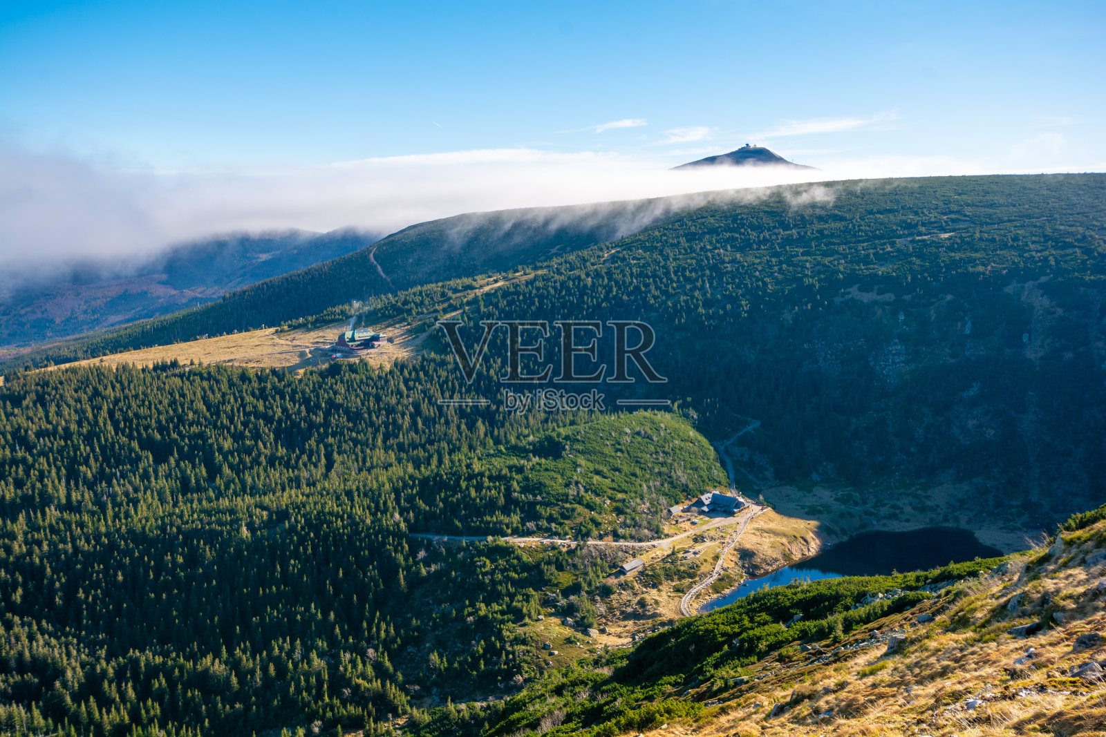 波兰的巨山照片摄影图片