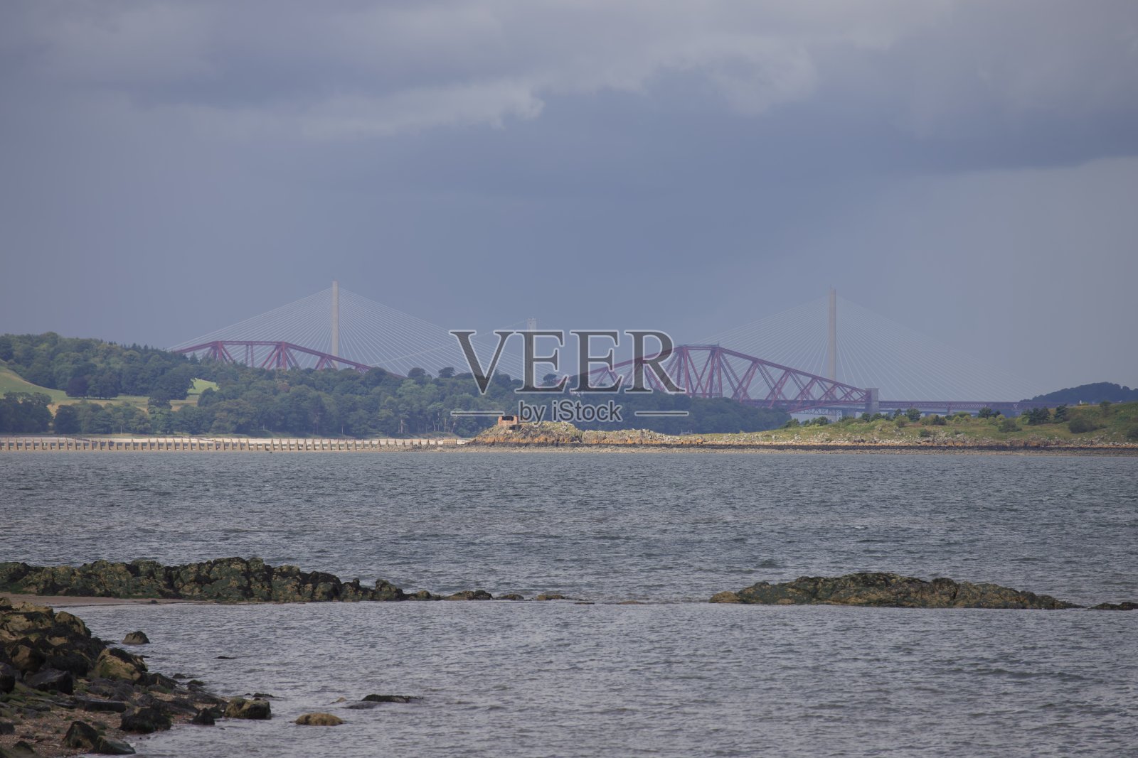 爱丁堡的海岸线照片摄影图片