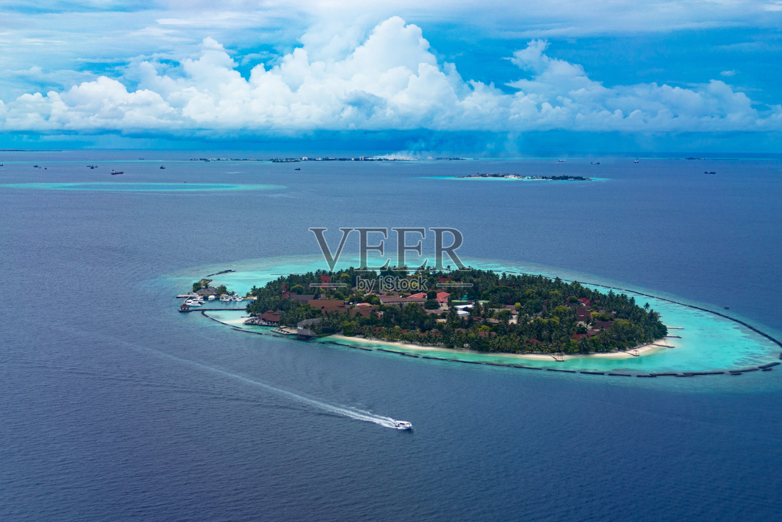 鸟瞰图的马尔代夫岛照片摄影图片