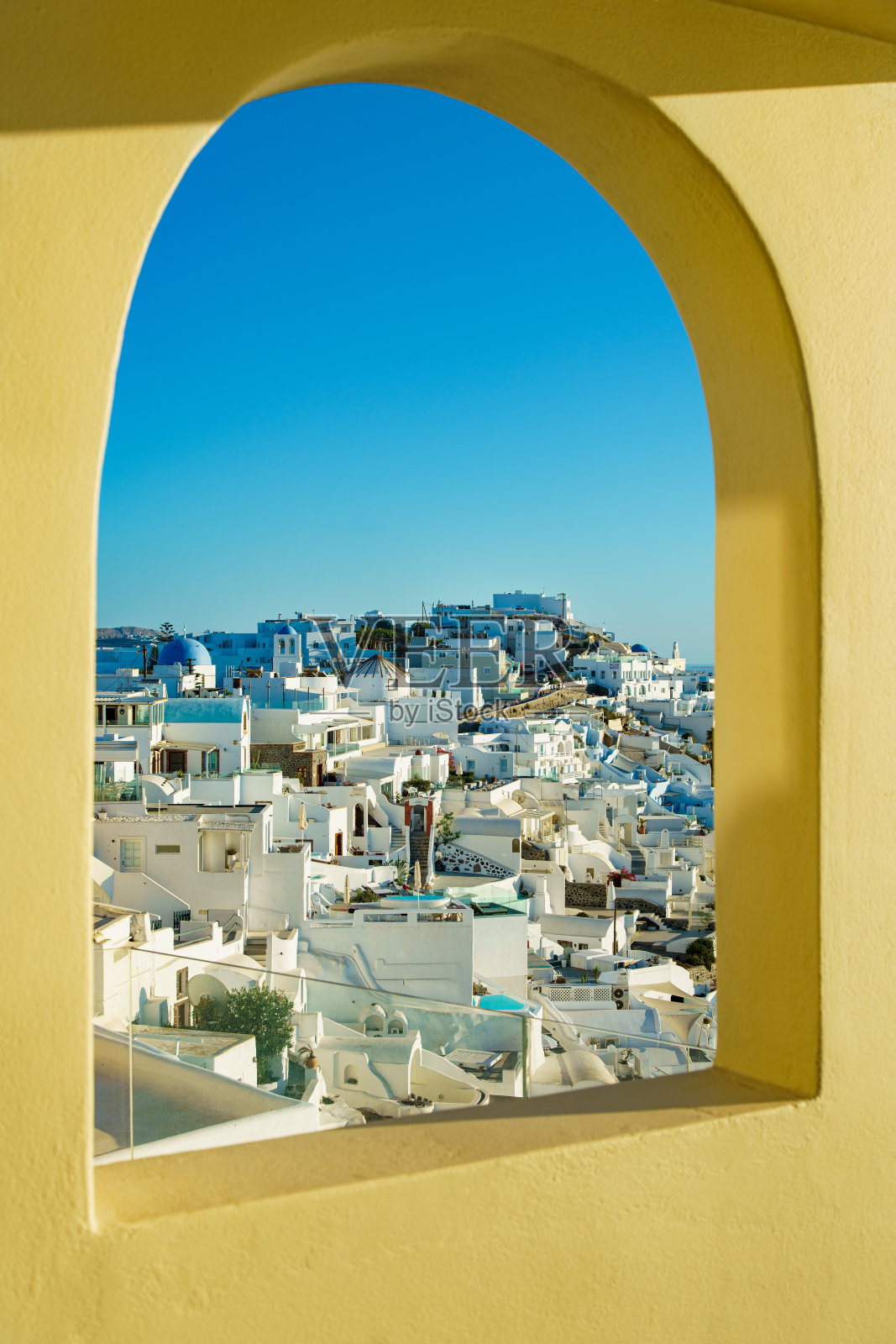 希腊圣托里尼岛的Firostefani村照片摄影图片