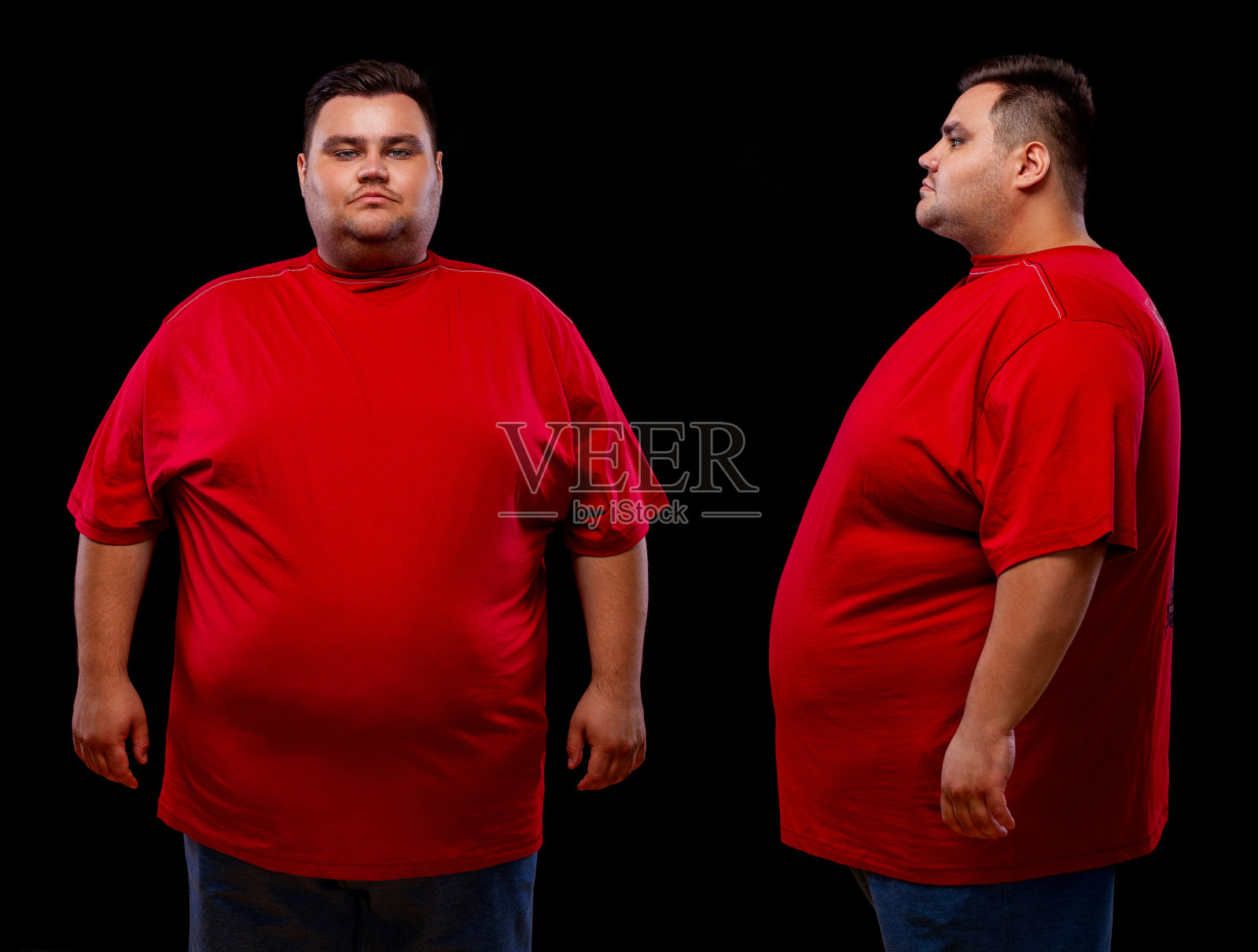 穿着红色t恤的年轻胖男人的两种观点:正面和侧面拍摄，孤立在黑色背景照片摄影图片
