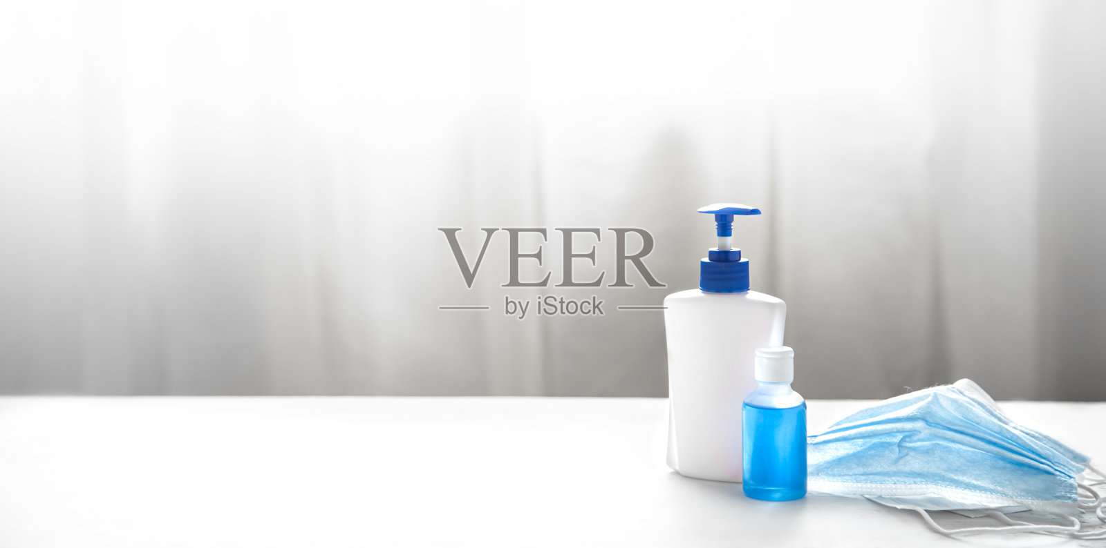 预防冠状病毒传播的个人防护设备。照片摄影图片