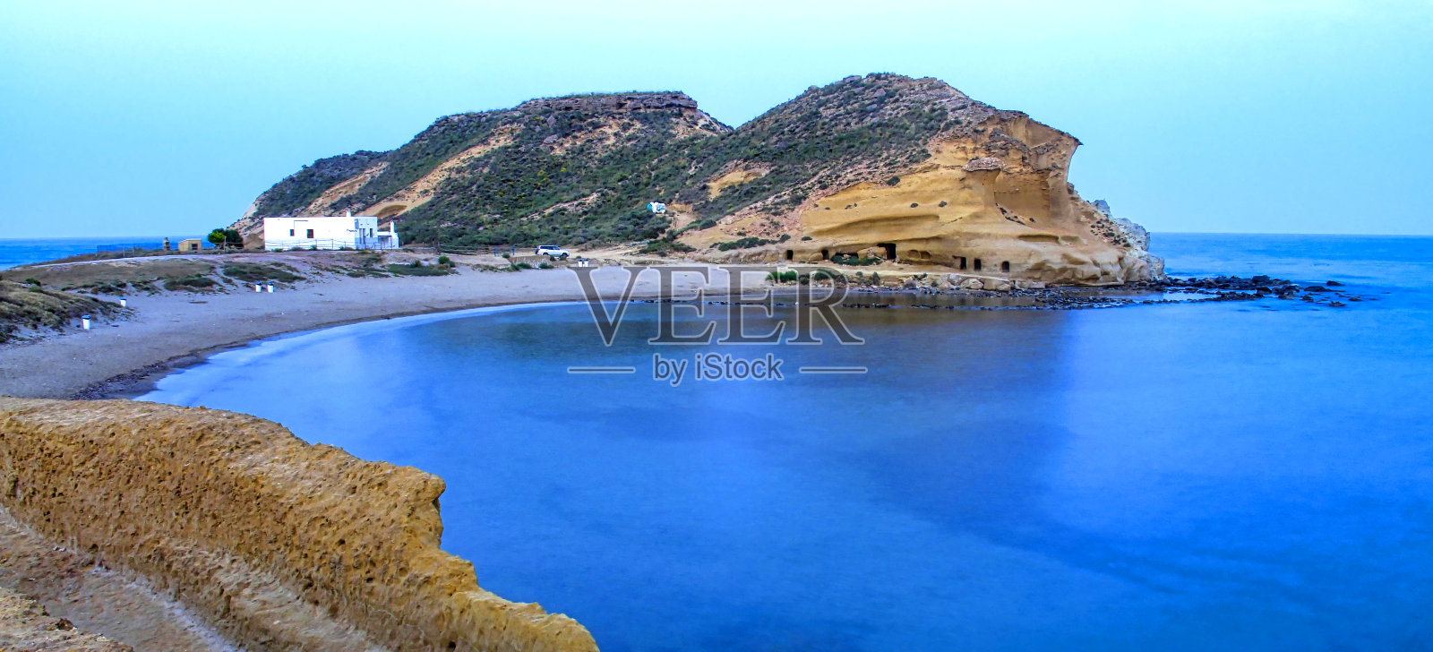 卡拉塞拉达海滩，地中海，西班牙照片摄影图片