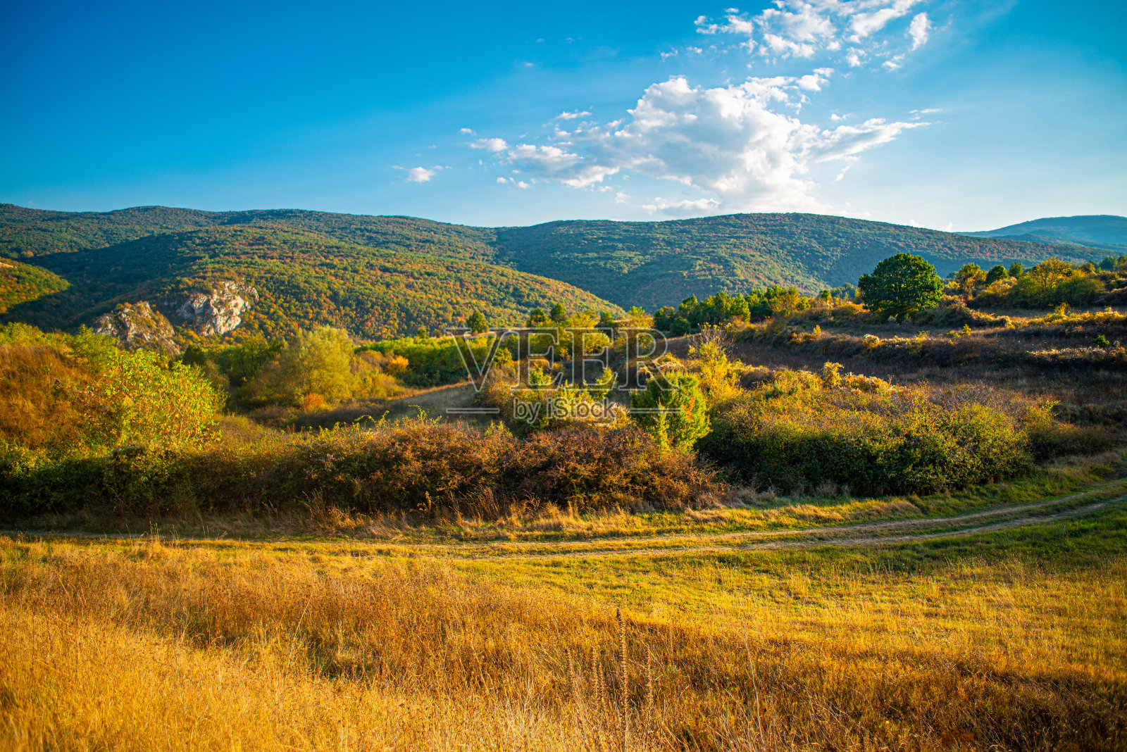 山川秋色斑斓山水照片摄影图片