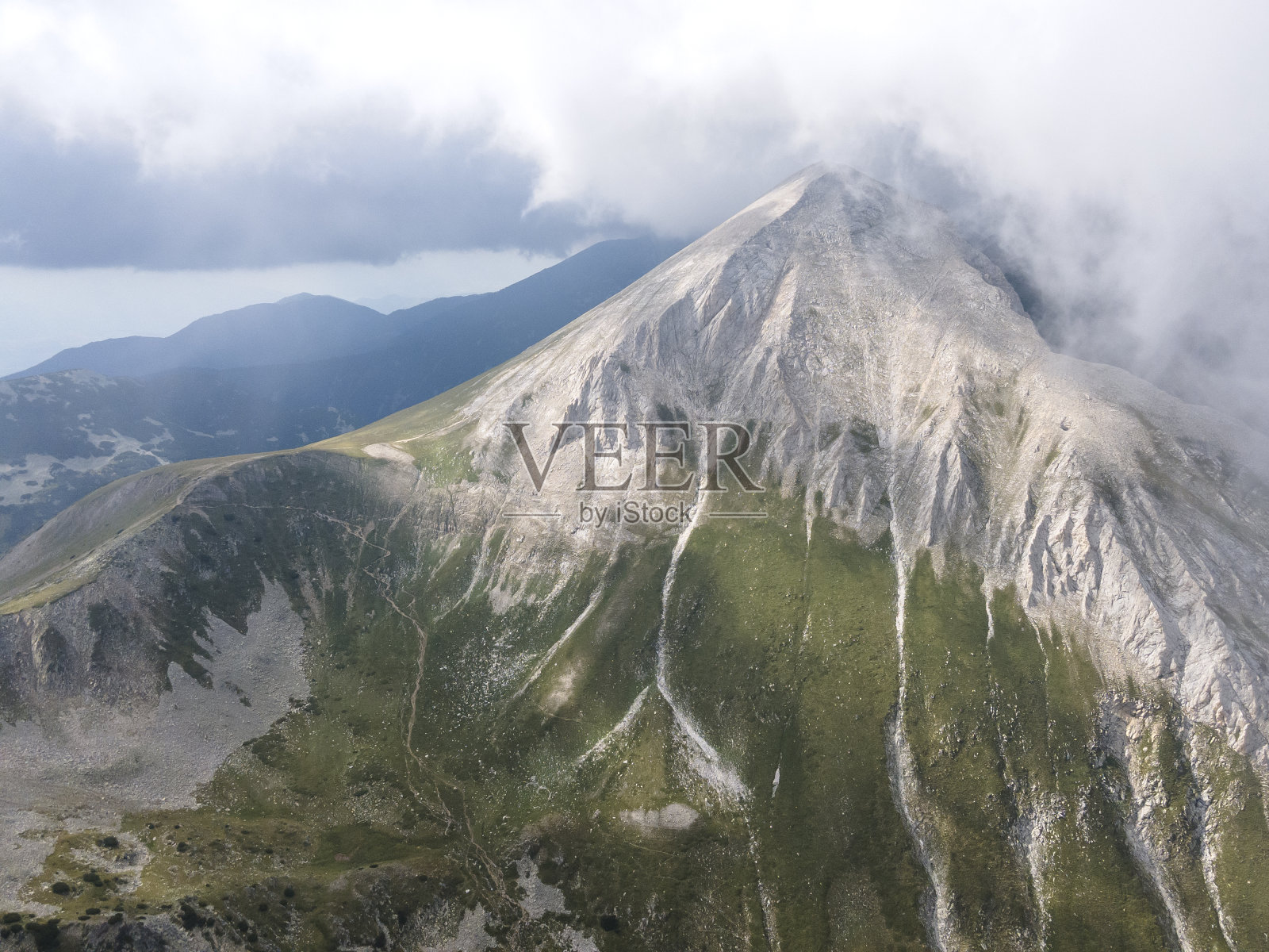 保加利亚皮林山维伦峰照片摄影图片