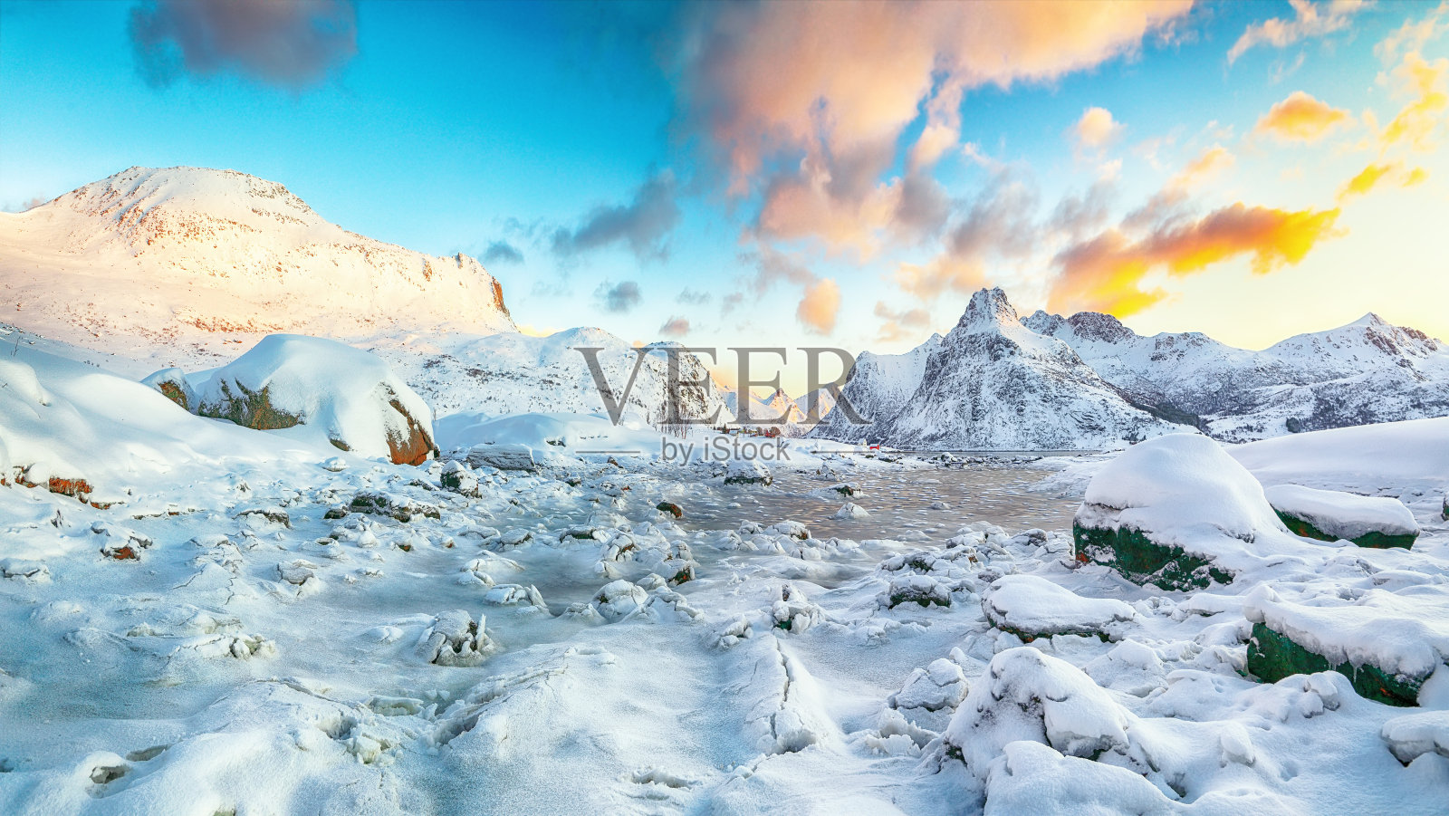 罗弗滕斯冬季的美景照片摄影图片