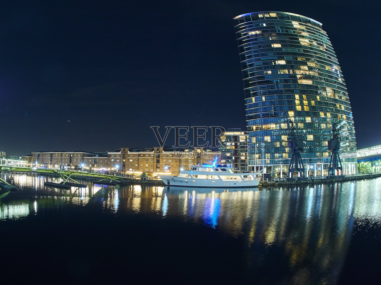 摩天大楼漩涡2照片摄影图片