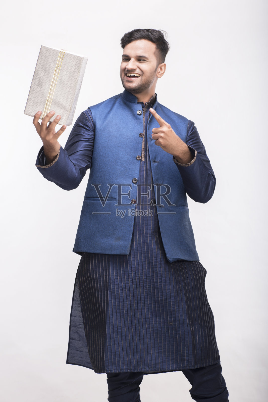 印度快乐的男孩在节日/排灯节库存照片照片摄影图片