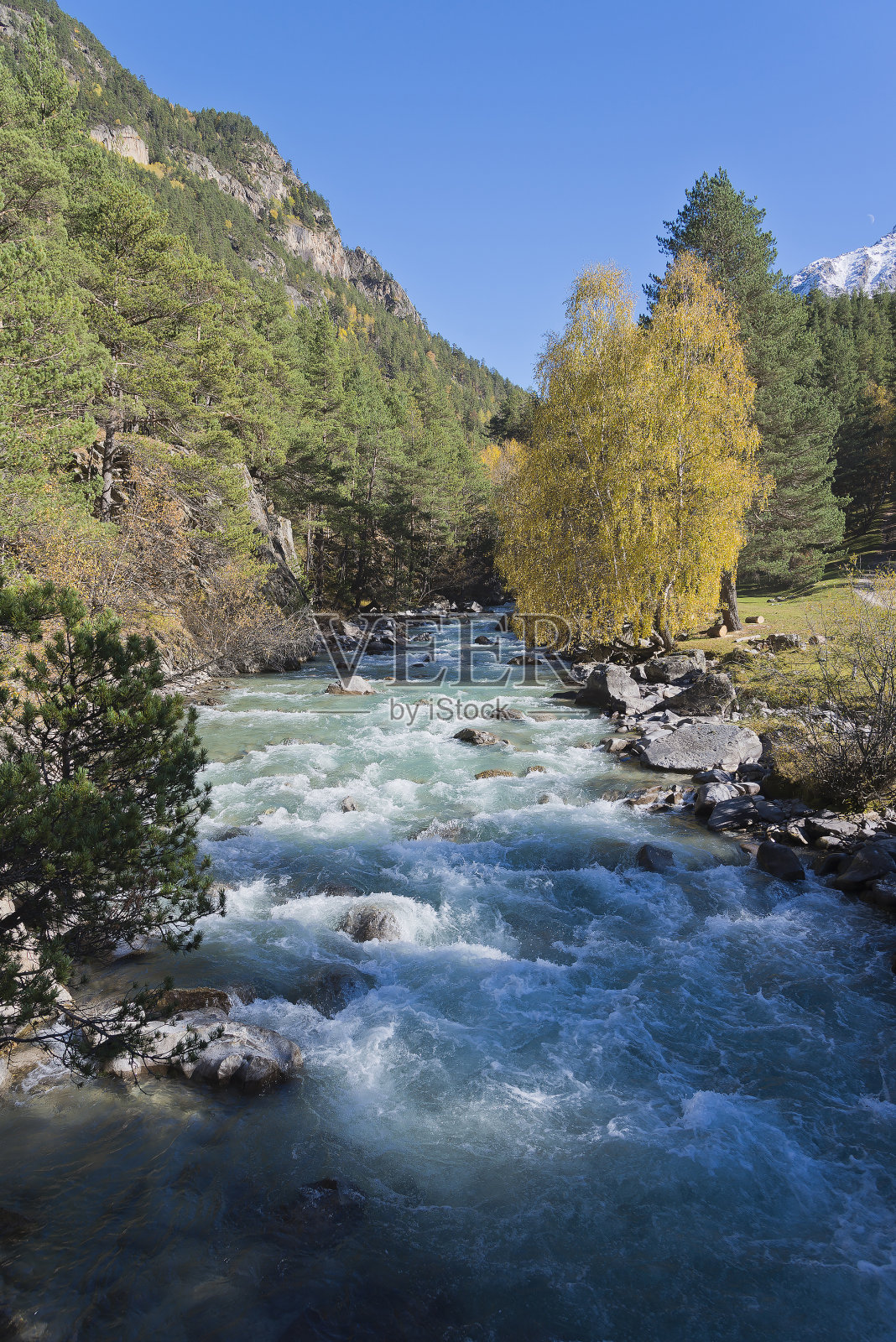 美丽的秋天的风景照片摄影图片