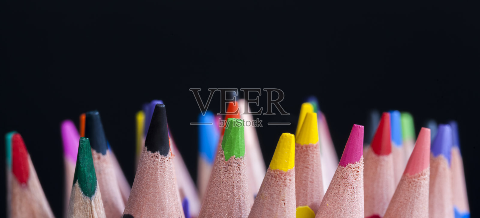 彩色木制铅笔照片摄影图片