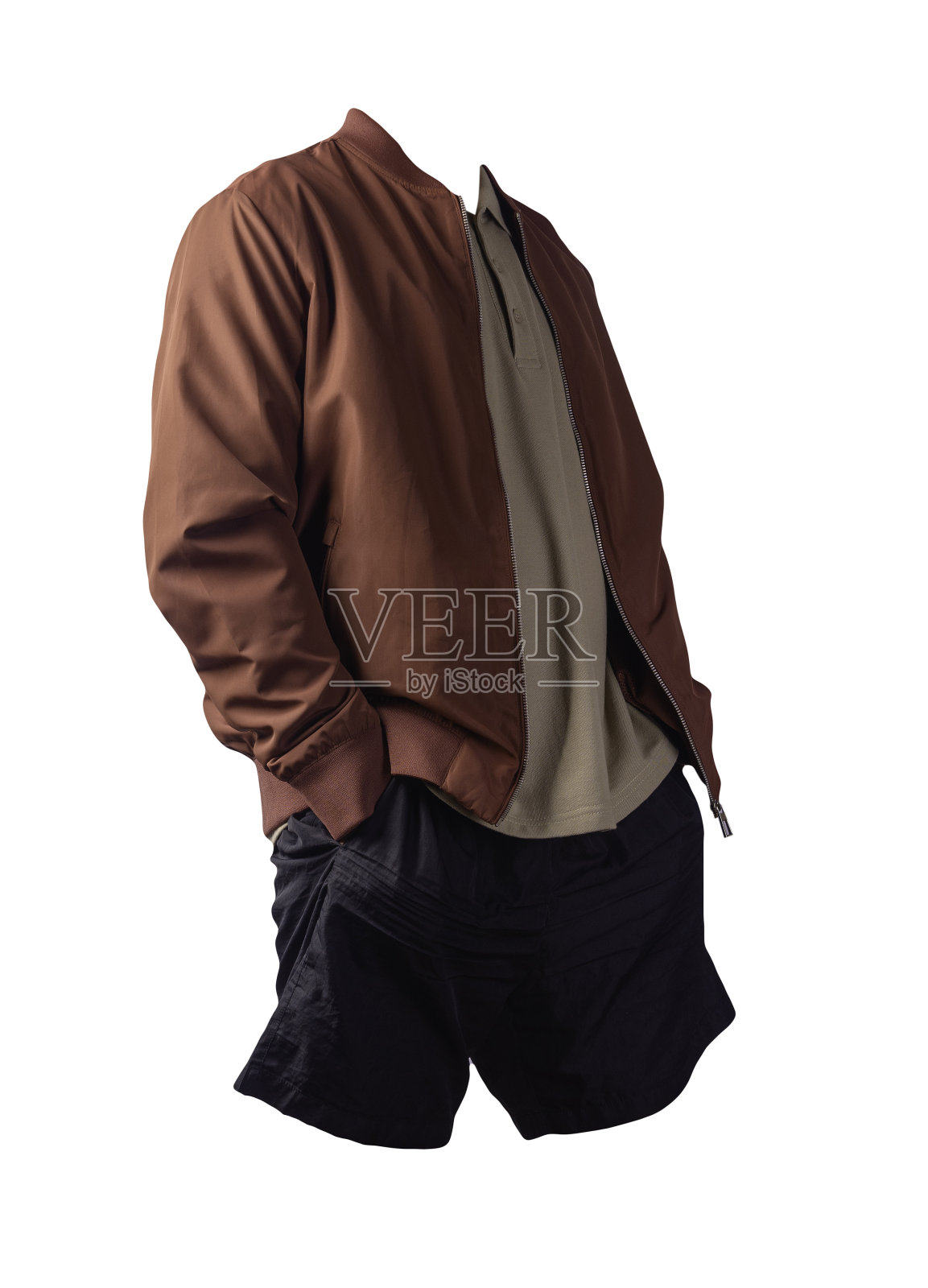 男士短夹克，马球衫和运动短裤孤立在白色背景。照片摄影图片