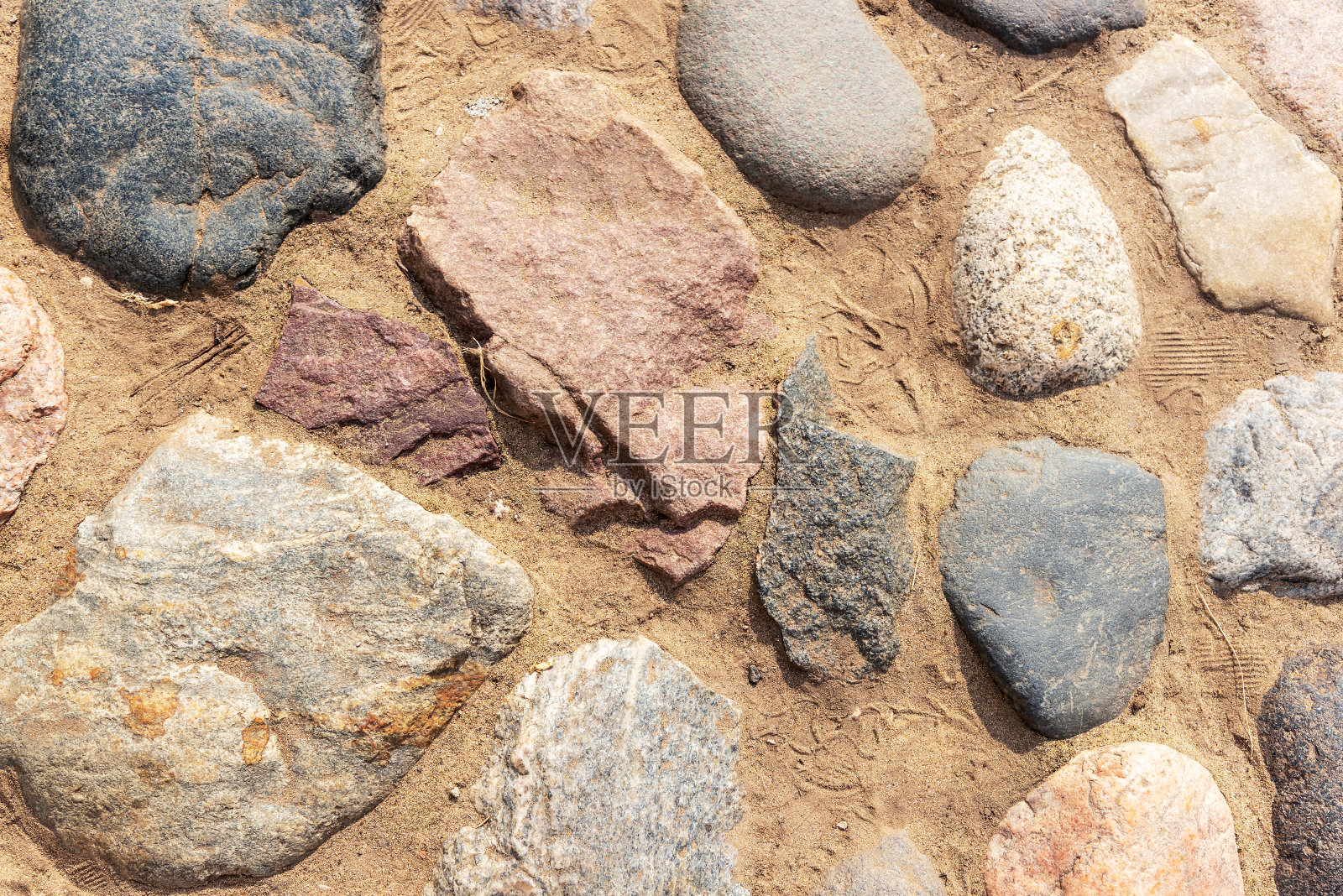 旧建筑的墙壁与石头与棕色混凝土连接照片摄影图片