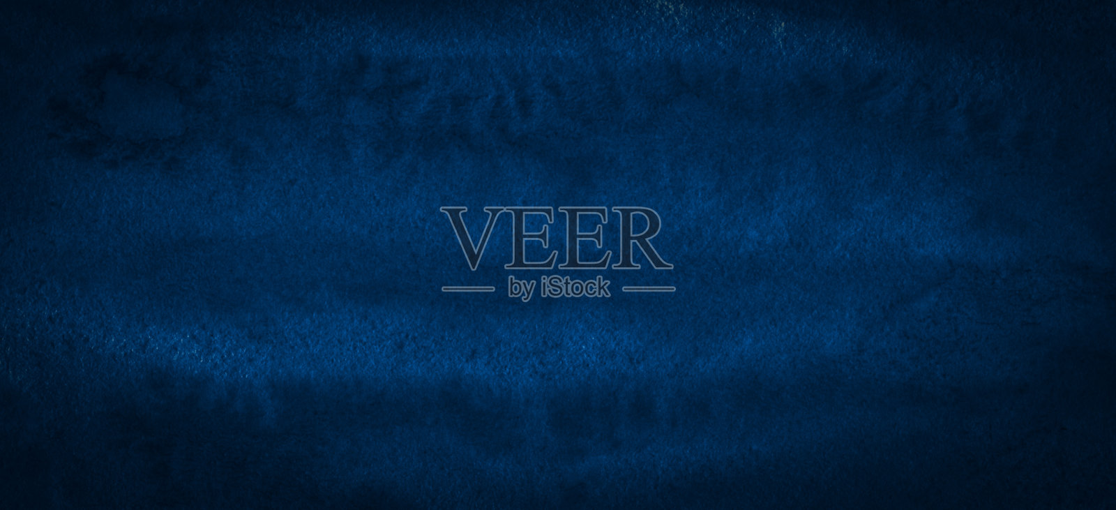 丰富的深蓝色水彩背景。肌理创意设计。照片摄影图片