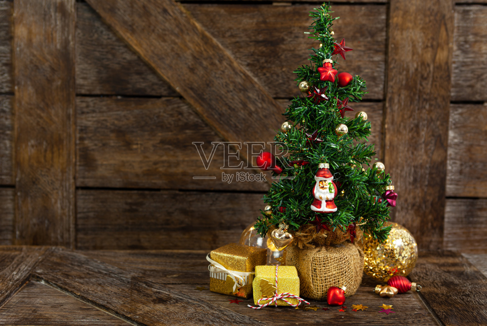 小圣诞树照片摄影图片